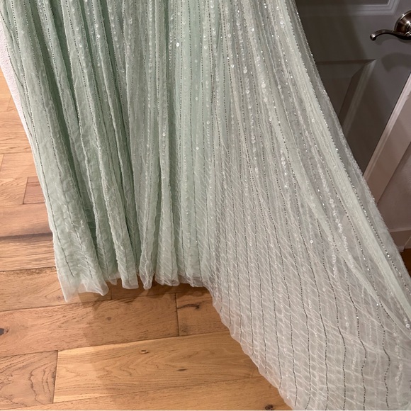 NWT Mac Duggal 5502 Sequin Wrap Over Ruffle Cap Sleeve Gown - Picture 7 of 9